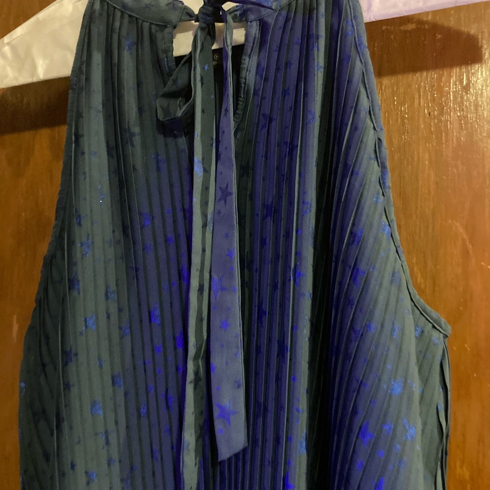 Blue pleated sleeveless dress